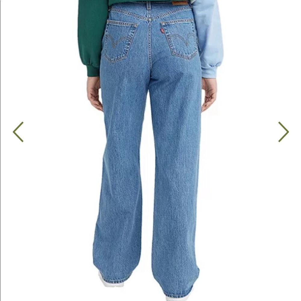 Levi’s HighWaisted Straight Jean (31”)